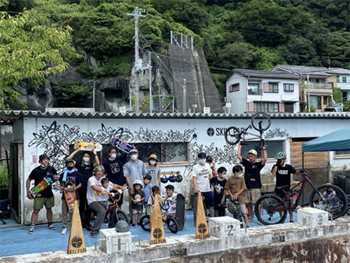 「親子でBMX・スケートボード体験」参加者集合写真