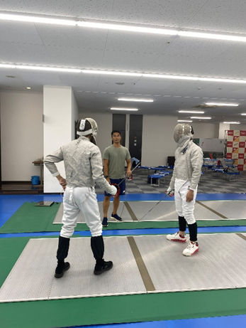フェンシング体験会の様子