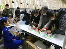 2019ぬまづフリーマーケットフェスティバル＆消費生活展　ブースの様子1