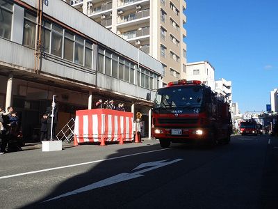 防火パレードでの消防車の様子