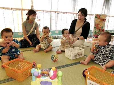 子育て支援センター内の様子2