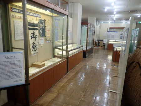 企画展展示物1