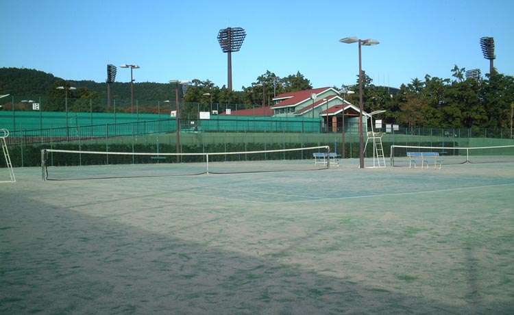 愛鷹運動公園テニスコート