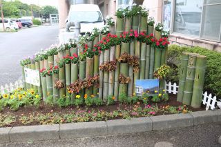 最優秀賞　沼津特別支援学校中学部園芸班及びお手伝いグループの花壇1