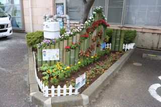 最優秀賞　沼津特別支援学校中学部園芸班及びお手伝いグループの花壇2