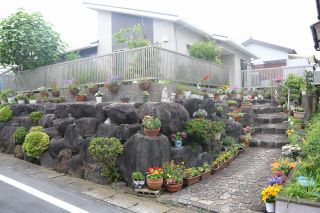 優秀賞　土屋　充子さんの花壇1