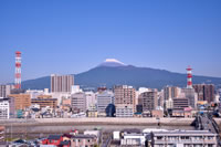 市街地と富士山