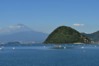 淡島と富士山