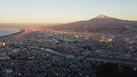 香貫山展望台上空から