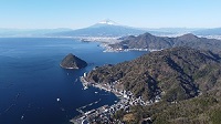 淡島と富士山