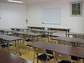 青少年教育センター　第1会議室