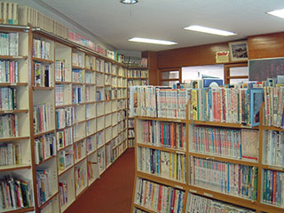 大岡地区センター　図書室