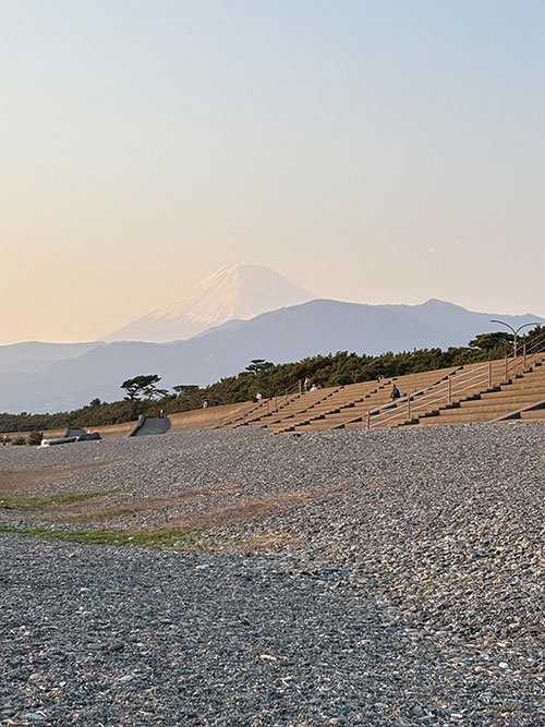 千本浜と富士山