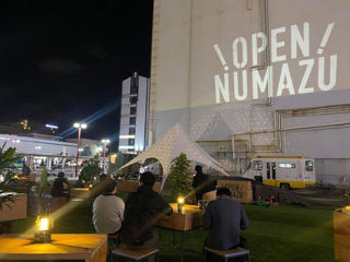 夜のOPEN NUMAZU 2024の様子