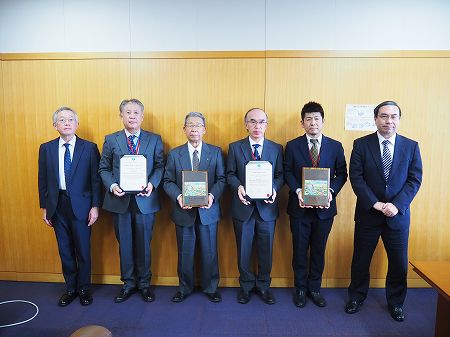11月10日に関東農政局を表敬訪問した様子